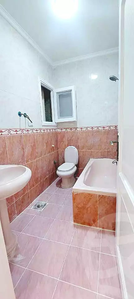 https://aqarmap.com.eg/ar/listing/7089256-for-sale-alexandria-al-agamy-shataa-el-nakheel