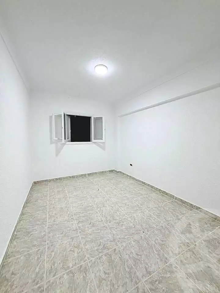 https://aqarmap.com.eg/ar/listing/7089398-for-sale-alexandria-al-agamy-shataa-el-nakheel
