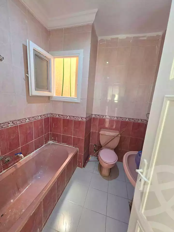 https://aqarmap.com.eg/ar/listing/7089406-for-sale-alexandria-al-agamy-shataa-el-nakheel