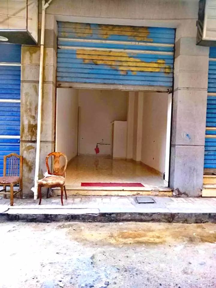 https://aqarmap.com.eg/ar/listing/7089425-for-sale-alexandria-moharram-bey-erfan-st