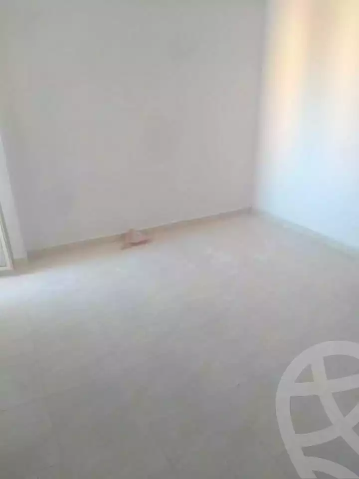 https://aqarmap.com.eg/ar/listing/7089430-for-sale-alexandria-al-agamy-lbytsh-bianchiii