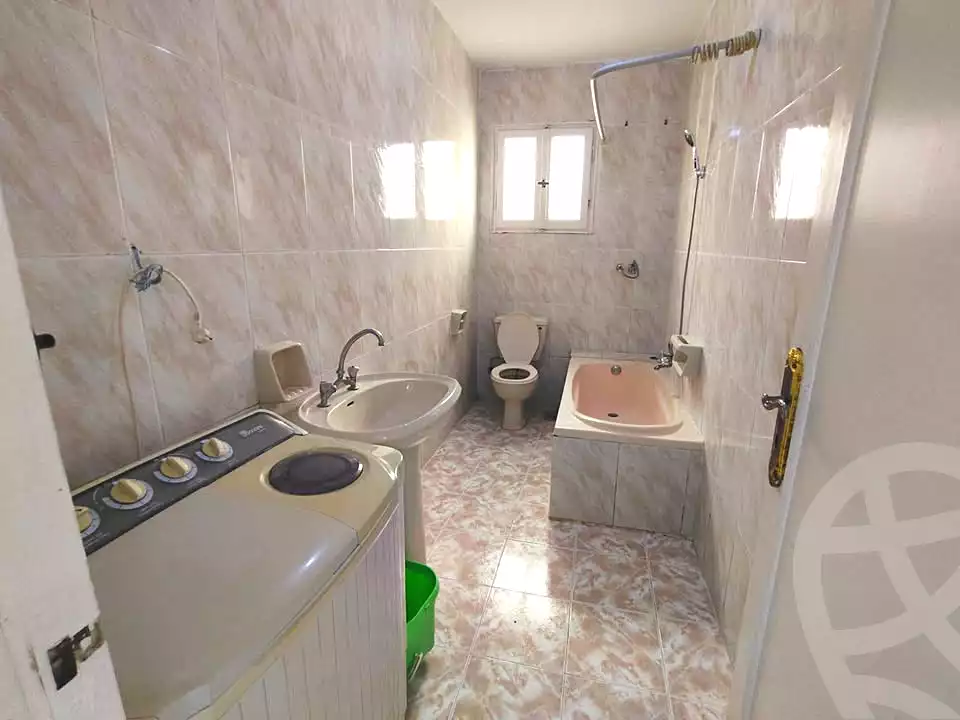 https://aqarmap.com.eg/ar/listing/7089496-for-sale-alexandria-al-agamy-shataa-el-nakheel
