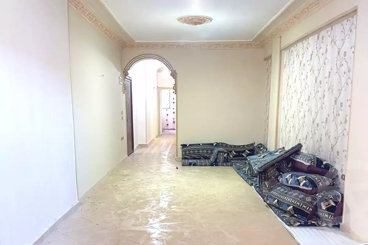 https://aqarmap.com.eg/en/listing/7089703-for-sale-alexandria-l-zryt-champollion-st