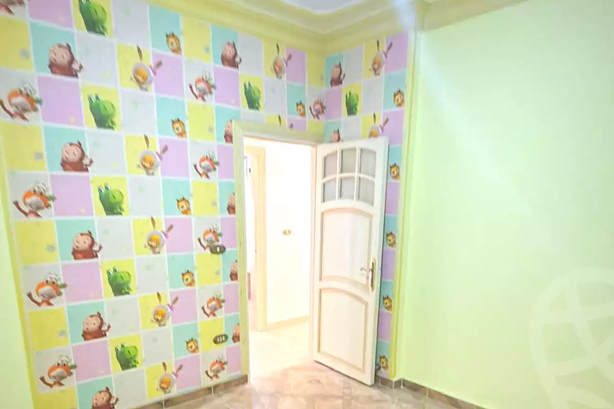 https://aqarmap.com.eg/en/listing/7089703-for-sale-alexandria-l-zryt-champollion-st