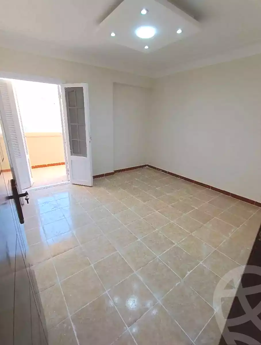 https://aqarmap.com.eg/en/listing/7089709-for-sale-alexandria-fyktwry-al-sayouf-st