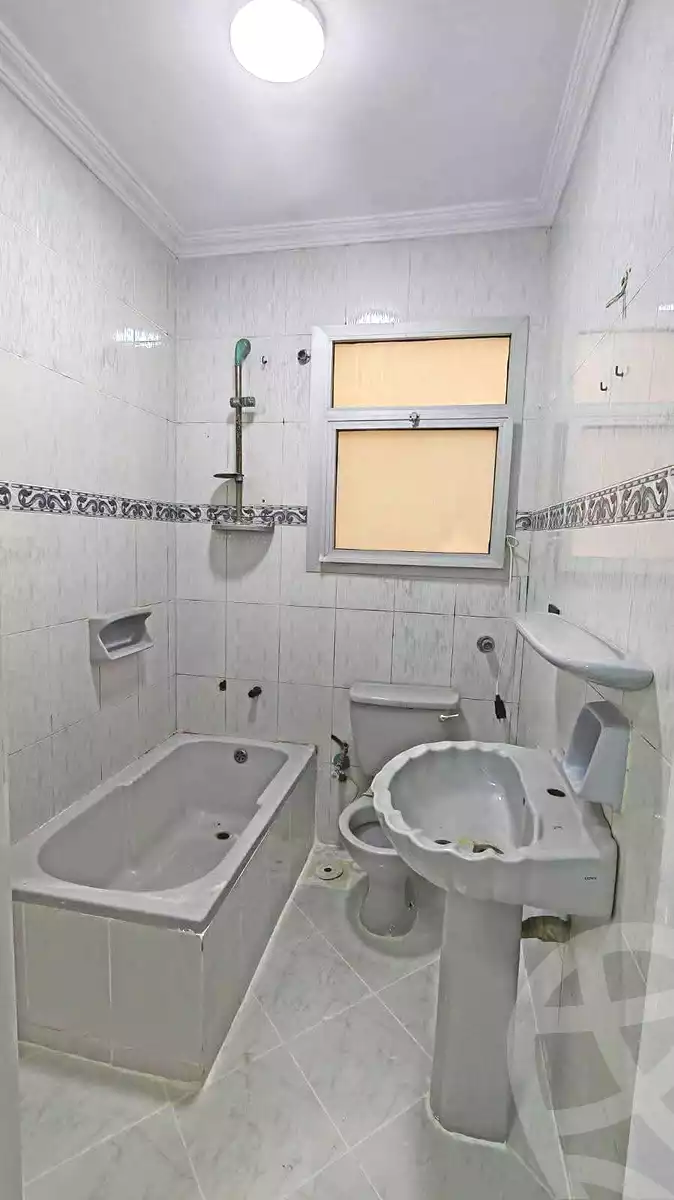 https://aqarmap.com.eg/ar/listing/7089773-for-sale-alexandria-al-agamy-shataa-el-nakheel