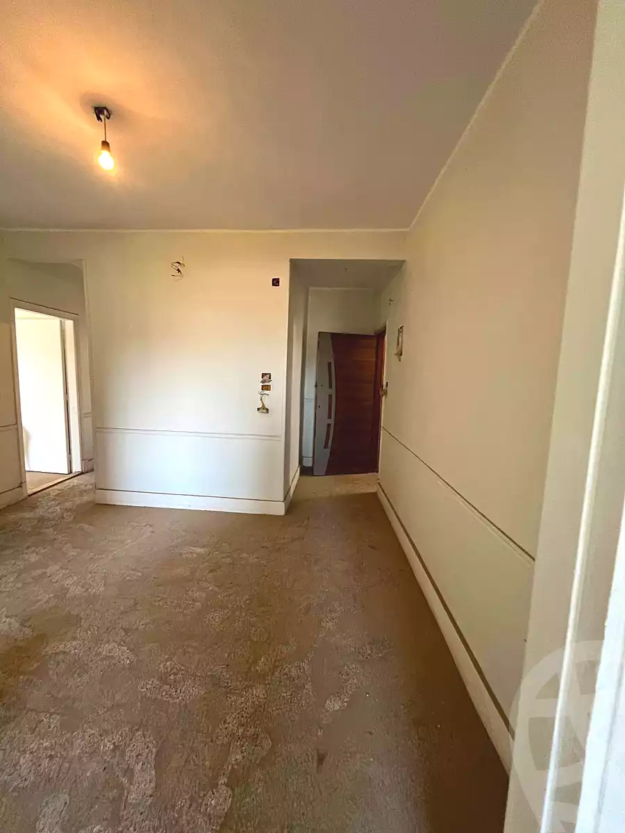 https://aqarmap.com.eg/ar/listing/7089786-for-sale-cairo-helwan-helwan-el-sharkeya-thabit-basha-st