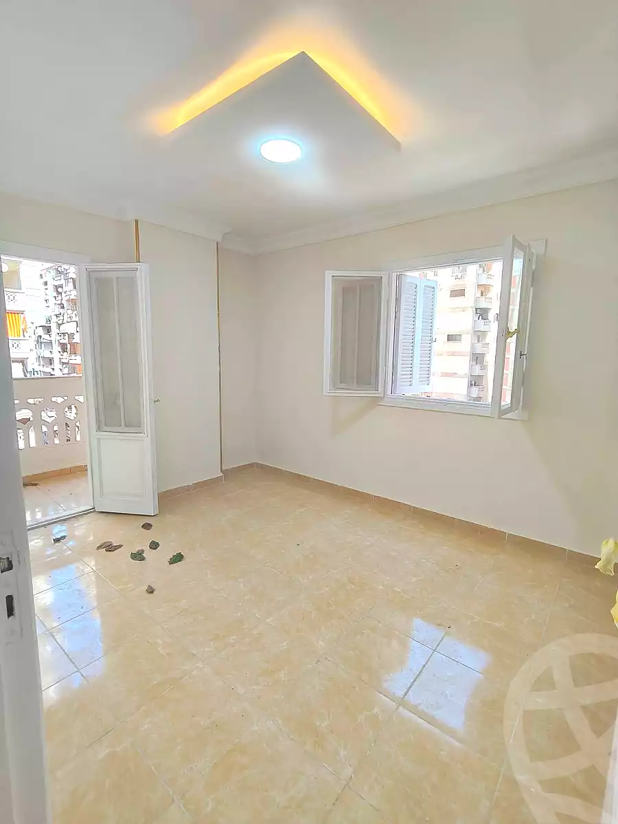 https://aqarmap.com.eg/en/listing/7089799-for-sale-alexandria-miami-farook-abd-al-wahab-st