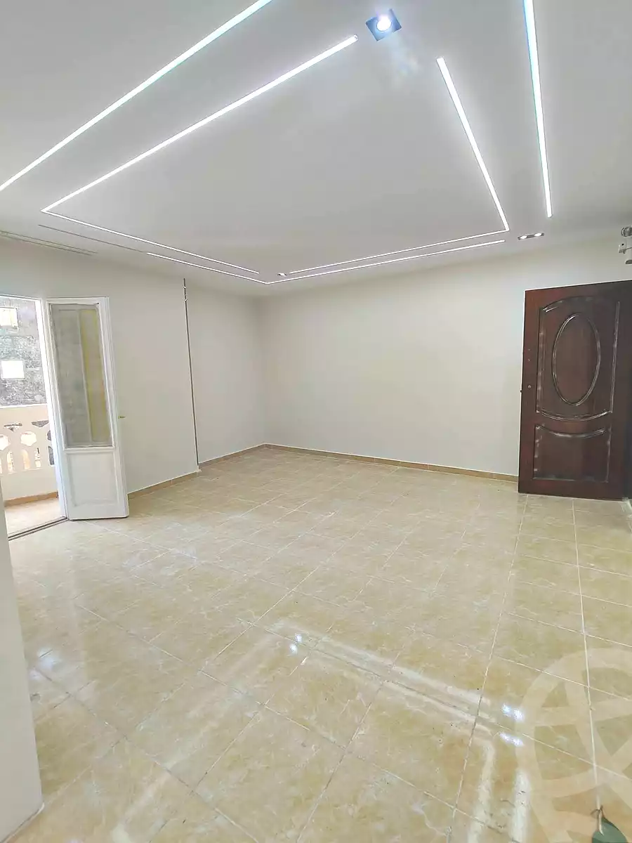 https://aqarmap.com.eg/en/listing/7089799-for-sale-alexandria-miami-farook-abd-al-wahab-st