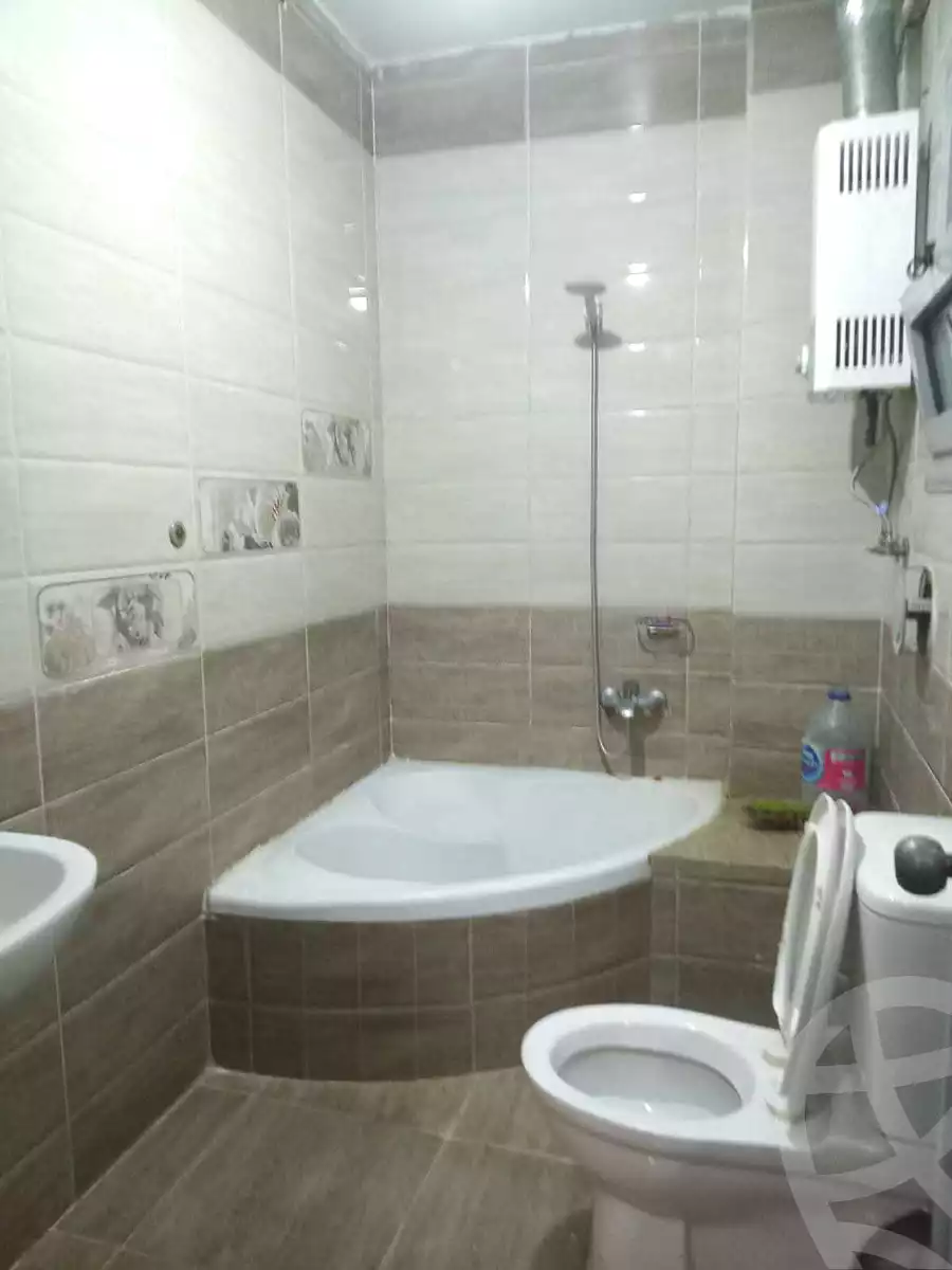 https://aqarmap.com.eg/en/listing/7089815-for-sale-cairo-ain-shams-ain-shams-el-sharkia-el-eshrein-stt