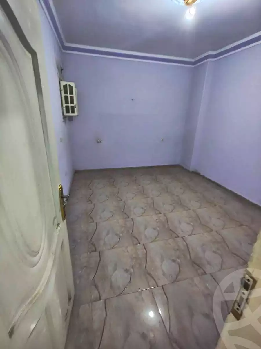 https://aqarmap.com.eg/en/listing/7090015-for-rent-cairo-helwan-hadayek-helwan-nile-corniche-st