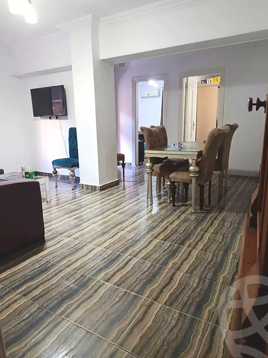 https://aqarmap.com.eg/en/listing/7090231-for-sale-alexandria-camp-cesar