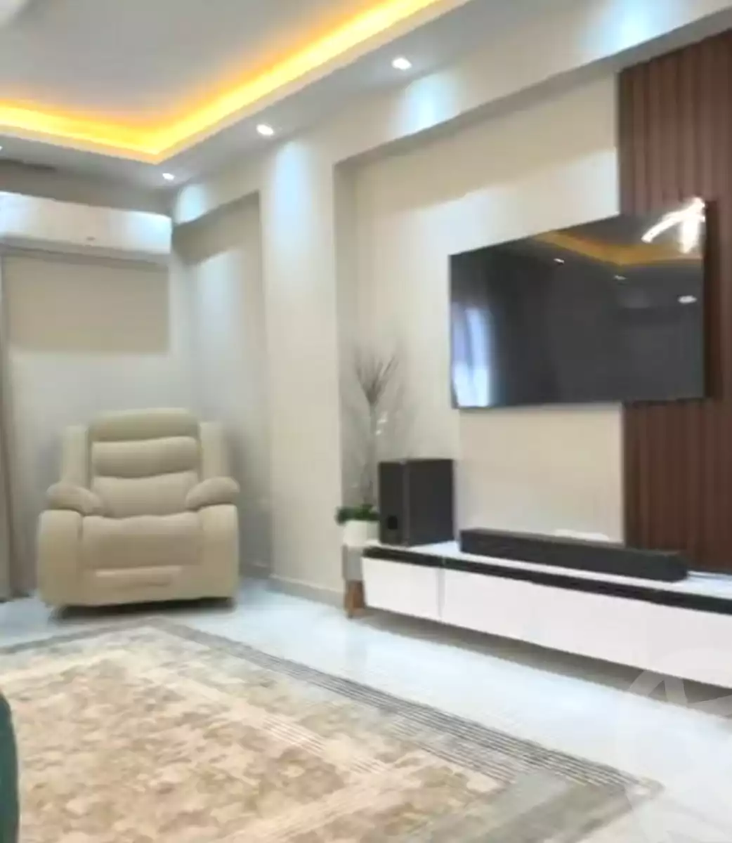 https://aqarmap.com.eg/en/listing/7090302-for-sale-cairo-el-haram-shareaa-khatem-el-morsalen