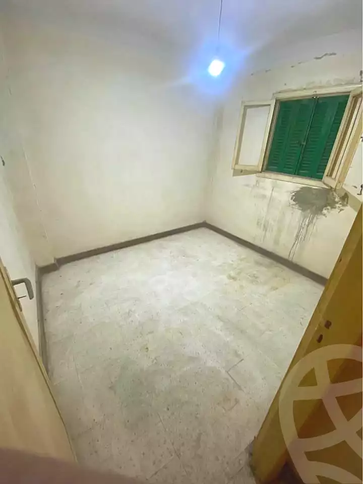https://aqarmap.com.eg/en/listing/7090778-for-sale-alexandria-ganaklis