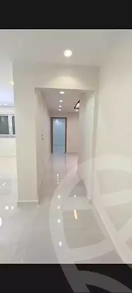 https://aqarmap.com.eg/ar/listing/7090987-for-sale-alexandria-al-agamy-lbytsh-bianchiii