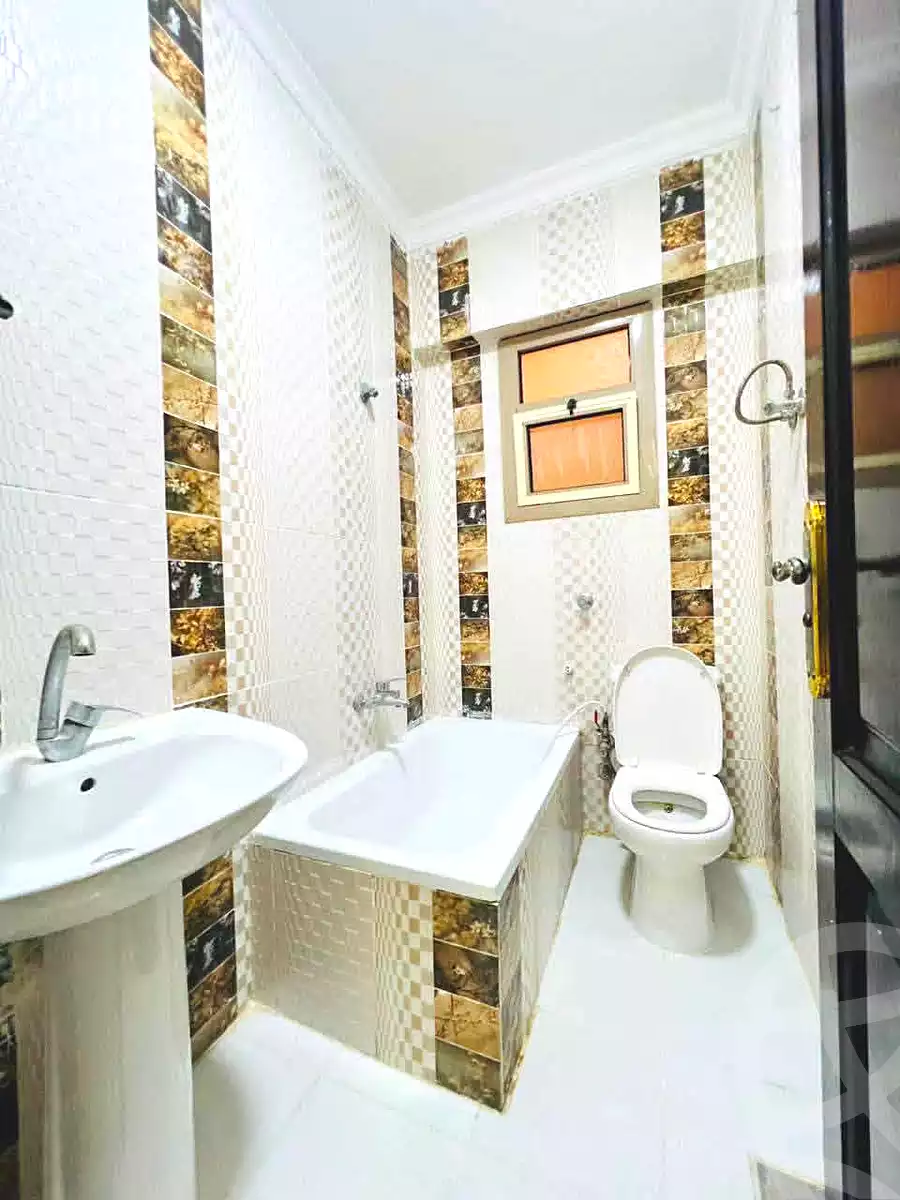 https://aqarmap.com.eg/en/listing/7091040-for-sale-alexandria-al-agamy-shataa-el-nakheel