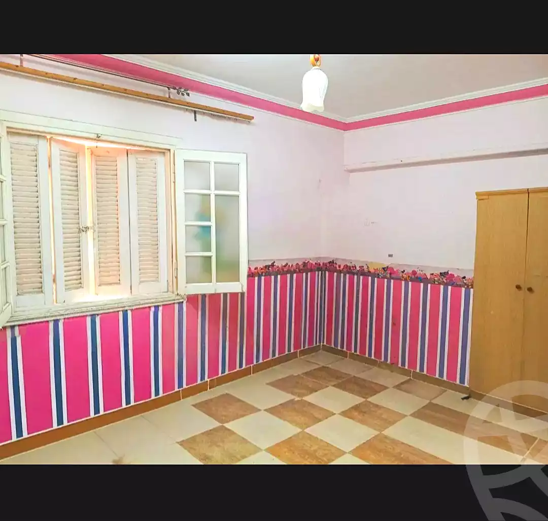 https://aqarmap.com.eg/en/listing/7091462-for-sale-alexandria-moharram-bey-kanal-al-mahmoudeya-al-bahri-st