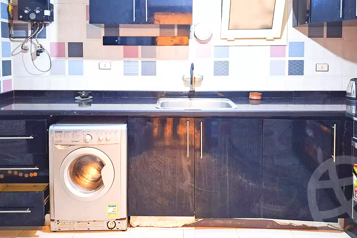 https://aqarmap.com.eg/en/listing/7091843-for-sale-alexandria-roshdy-roushdy-st