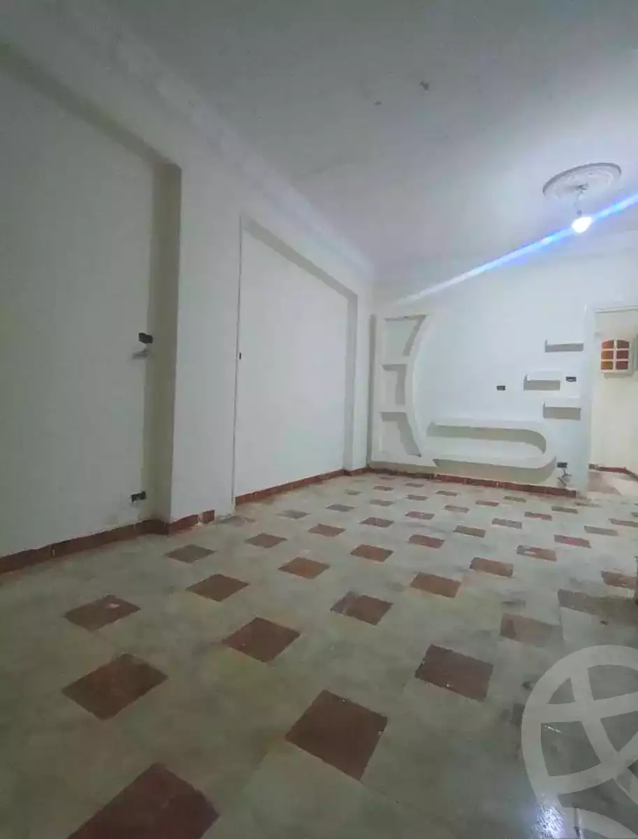 https://aqarmap.com.eg/en/listing/7091865-for-sale-alexandria-el-mandara-shr-30