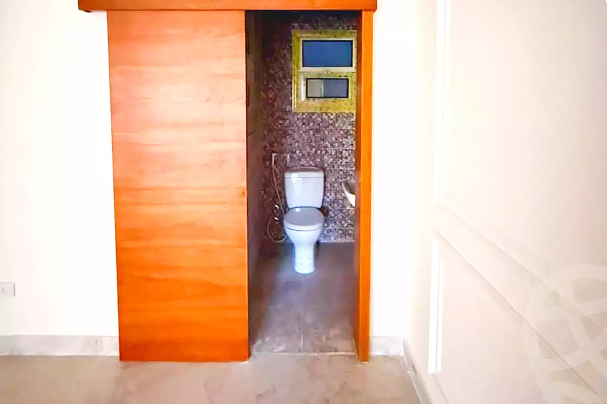 https://aqarmap.com.eg/en/listing/7091900-for-rent-alexandria-roshdy-roushdy-st