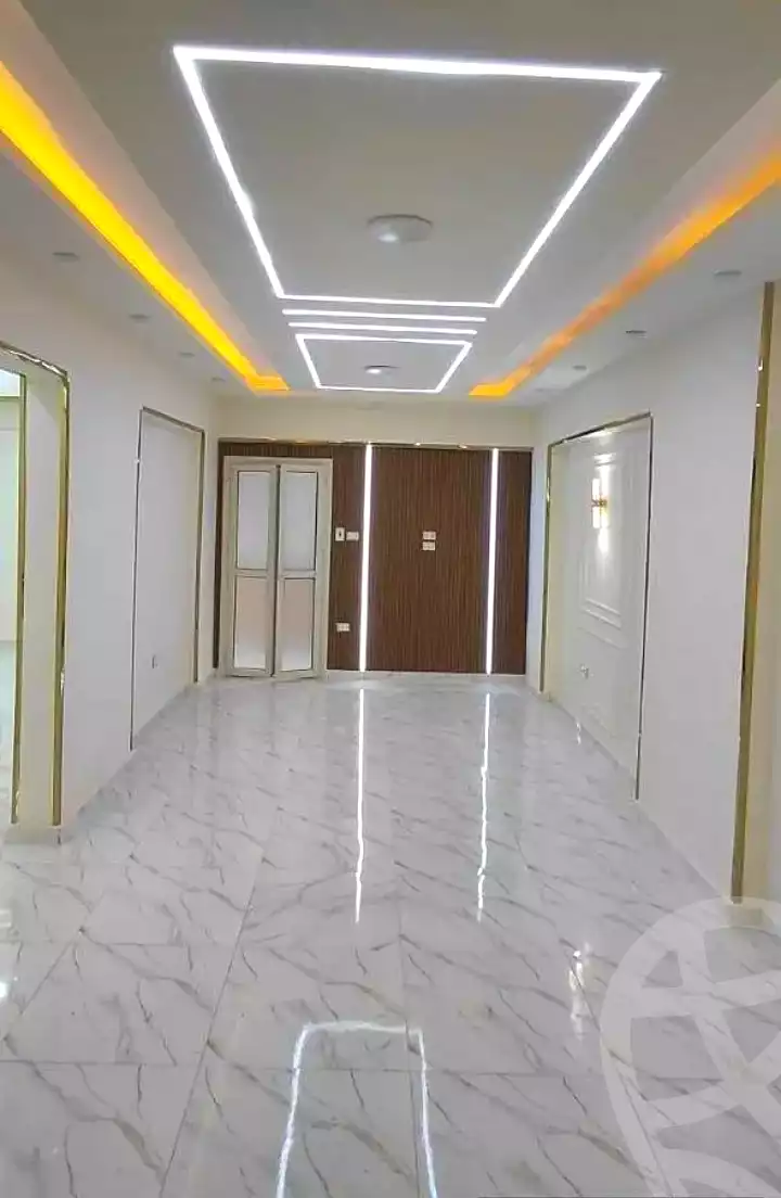 https://aqarmap.com.eg/en/listing/7091949-for-sale-alexandria-al-agamy-lbytsh-zayed-st