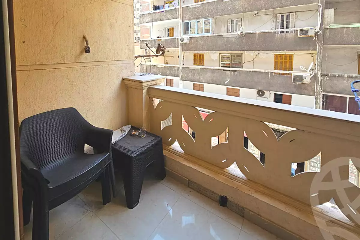 https://aqarmap.com.eg/en/listing/7092453-for-sale-alexandria-camp-cesar-port-said-street