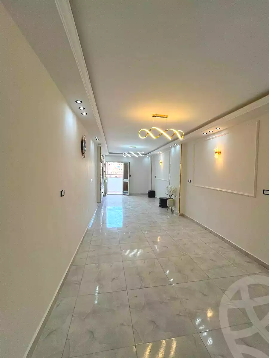 https://aqarmap.com.eg/ar/listing/7092556-for-sale-cairo-ain-shams-ahmed-esmat-st