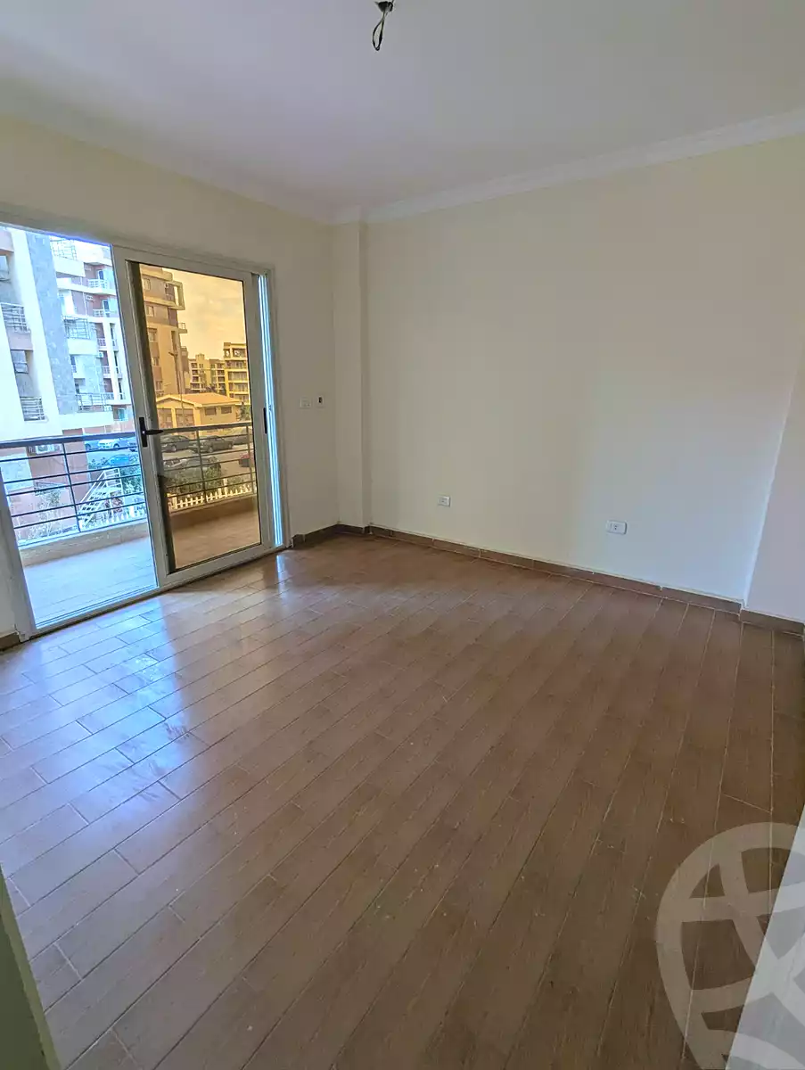 https://aqarmap.com.eg/en/listing/7092968-for-sale-cairo-new-cairo-compounds-dar-misr-el-koronfel