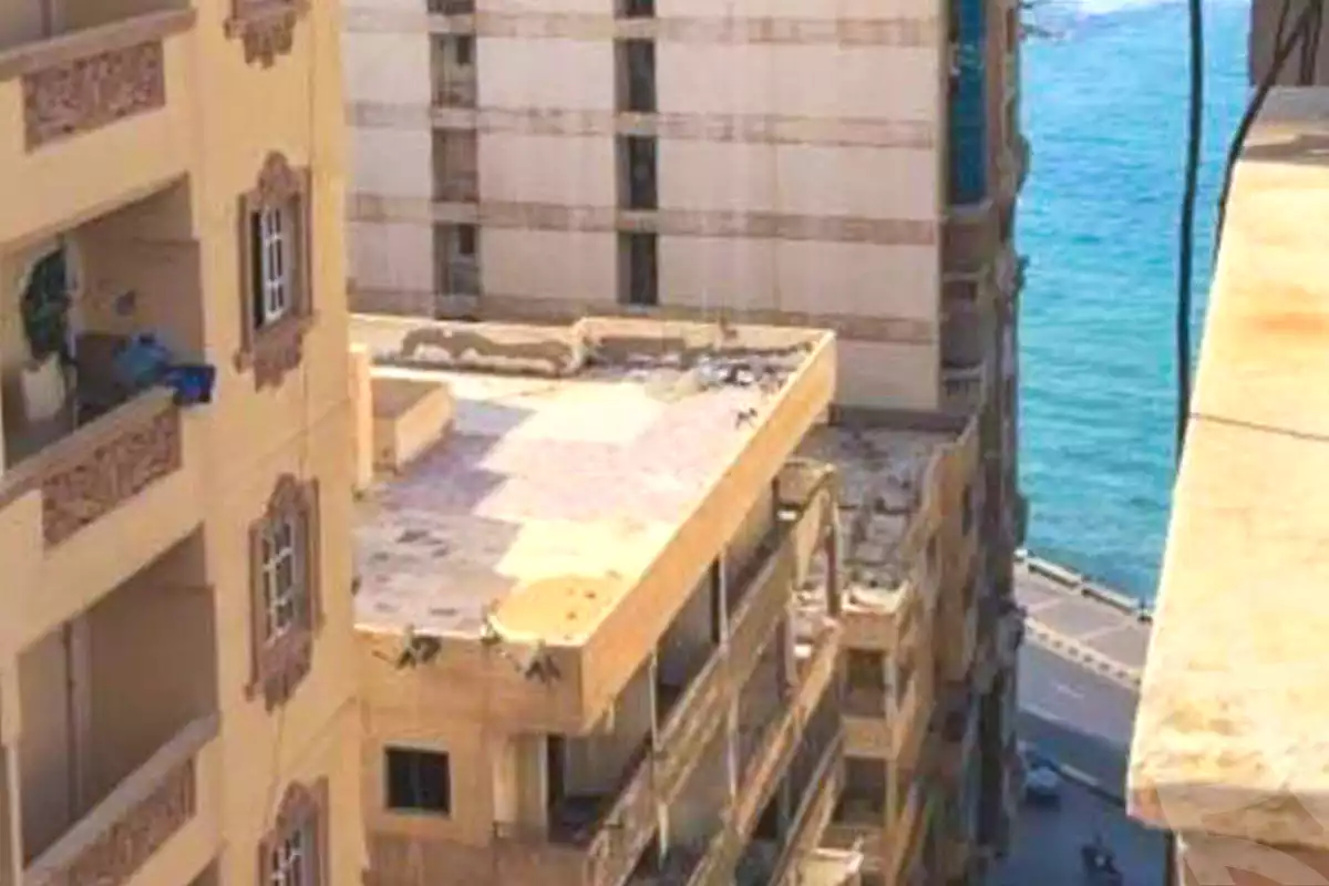 https://aqarmap.com.eg/ar/listing/7093056-for-sale-alexandria-el-mandara-tryq-ljysh