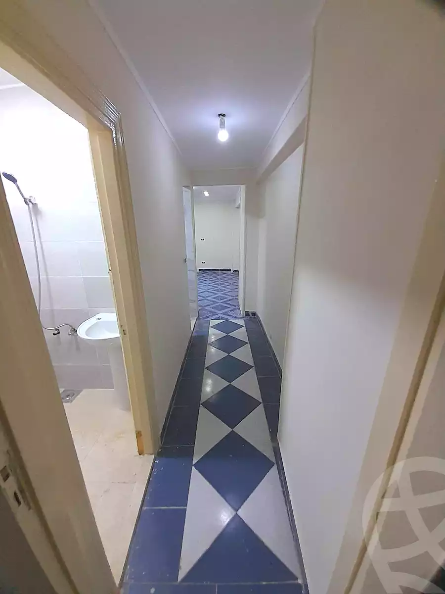 https://aqarmap.com.eg/ar/listing/7093241-for-sale-alexandria-sydy-bshr-sydy-bshr-bhry