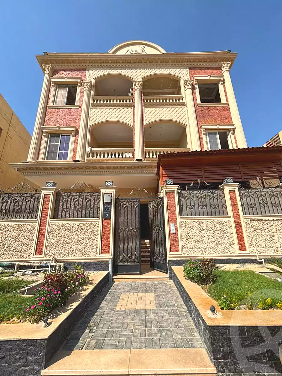 https://aqarmap.com.eg/ar/listing/7093311-for-sale-cairo-new-cairo-el-yassamin-el-yasmeen-3-mohamed-rahim-st