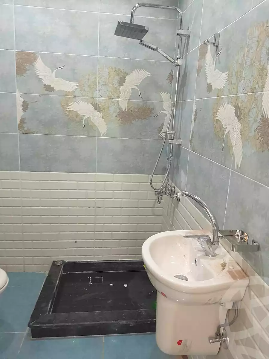 https://aqarmap.com.eg/en/listing/7093354-for-sale-cairo-el-shorouk-compounds-maadi-view