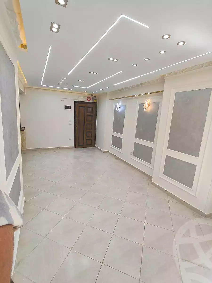 https://aqarmap.com.eg/ar/listing/7093456-for-sale-alexandria-el-asafra-l-sfr-bhry