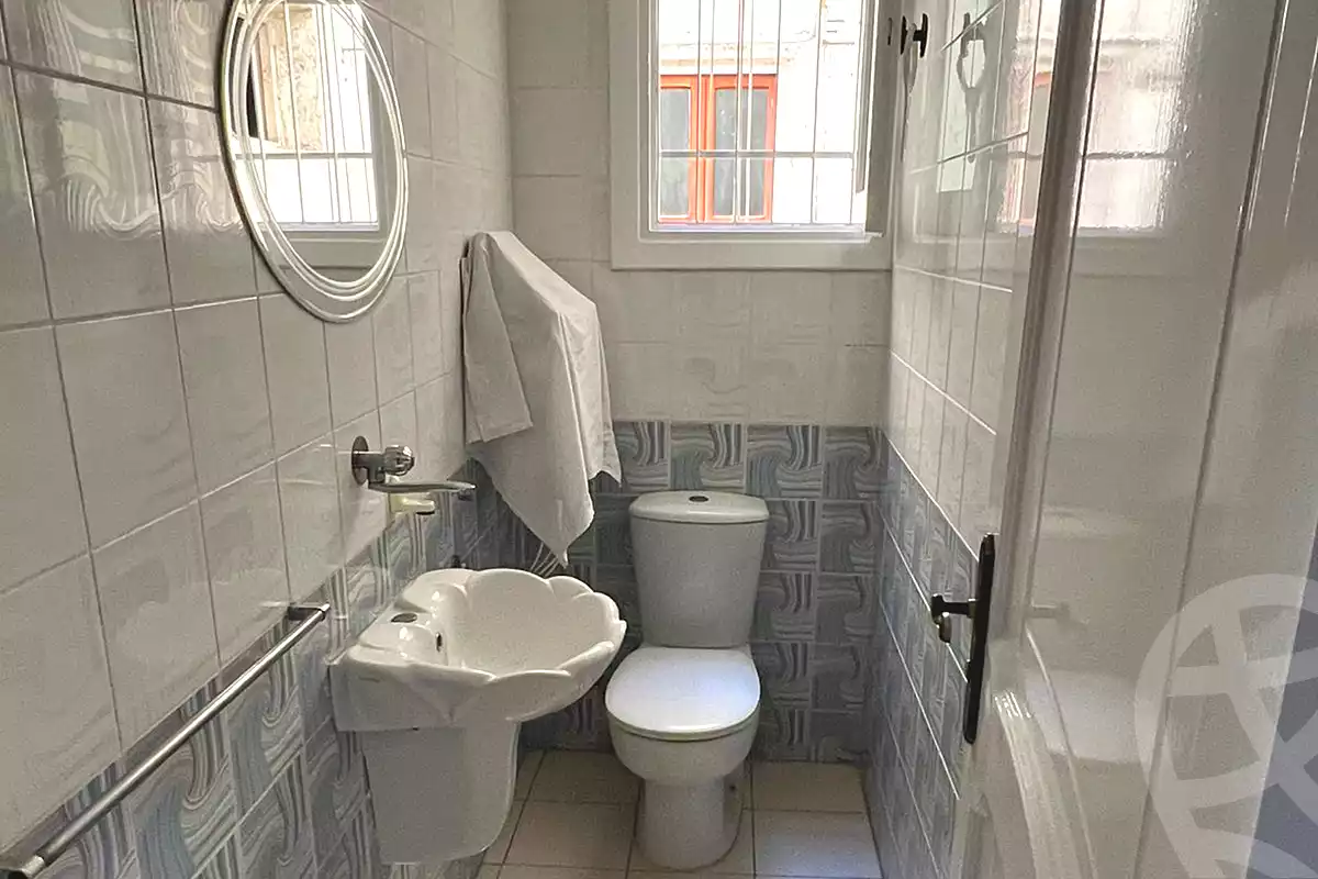 https://aqarmap.com.eg/en/listing/7093480-for-sale-alexandria-camp-cesar-el-gaish-rd