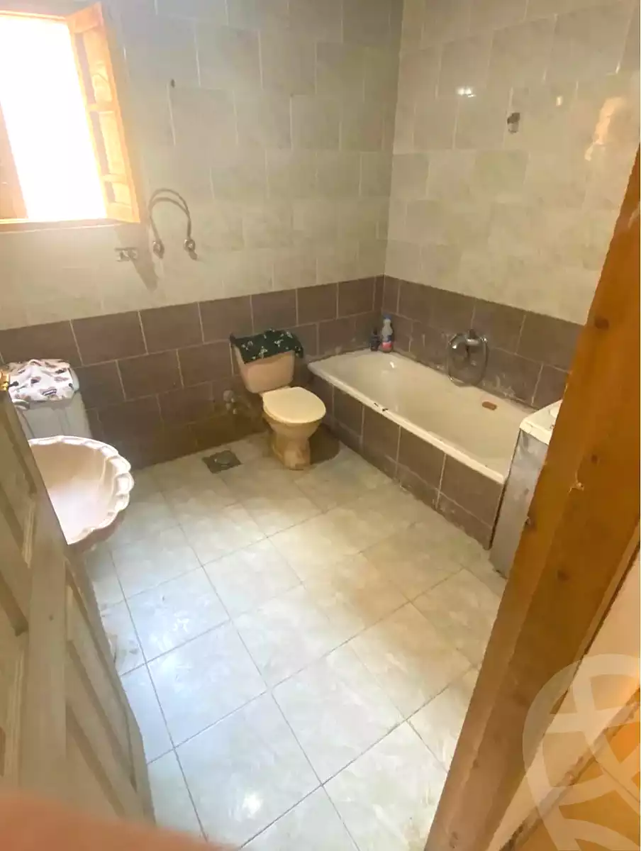 https://aqarmap.com.eg/en/listing/7093558-for-sale-alexandria-ganaklis