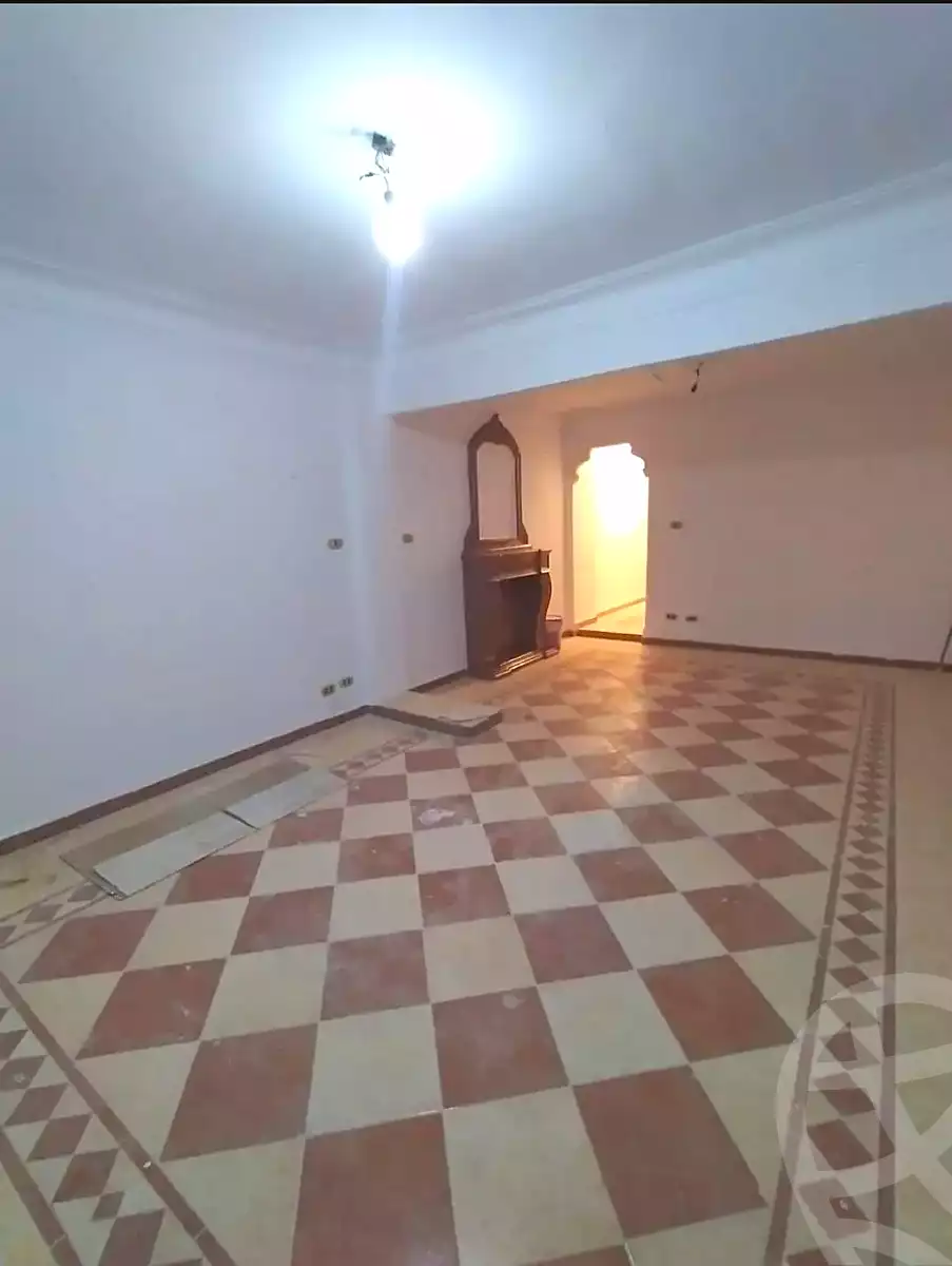 https://aqarmap.com.eg/ar/listing/7093596-for-sale-alexandria-lsywf-el-falki