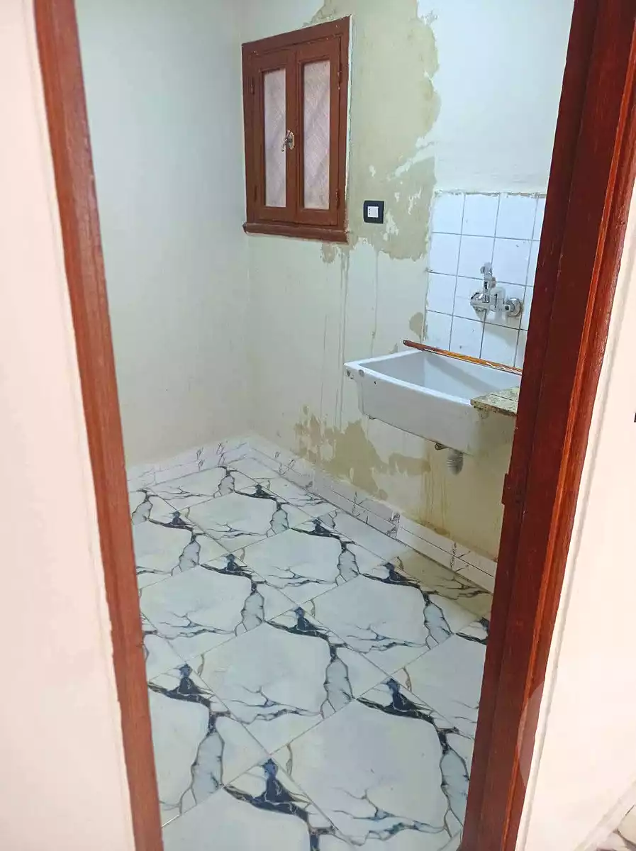 https://aqarmap.com.eg/ar/listing/7091219-for-sale-alexandria-al-agamy-lbytsh-al-andalous-wa-al-hgaz-st
