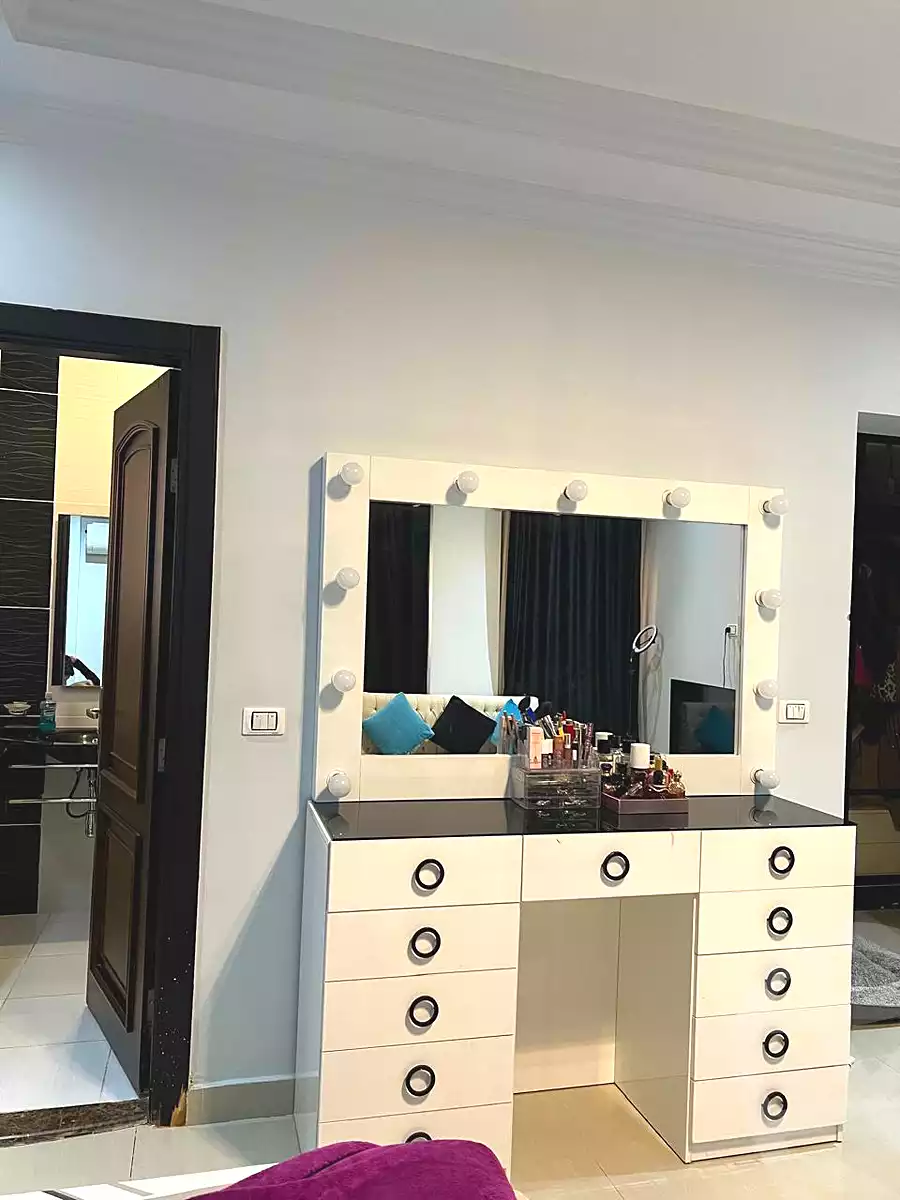 https://aqarmap.com.eg/ar/listing/7093658-for-sale-cairo-new-cairo-el-banafsg-el-banafsag-omarat-al-gabri-st