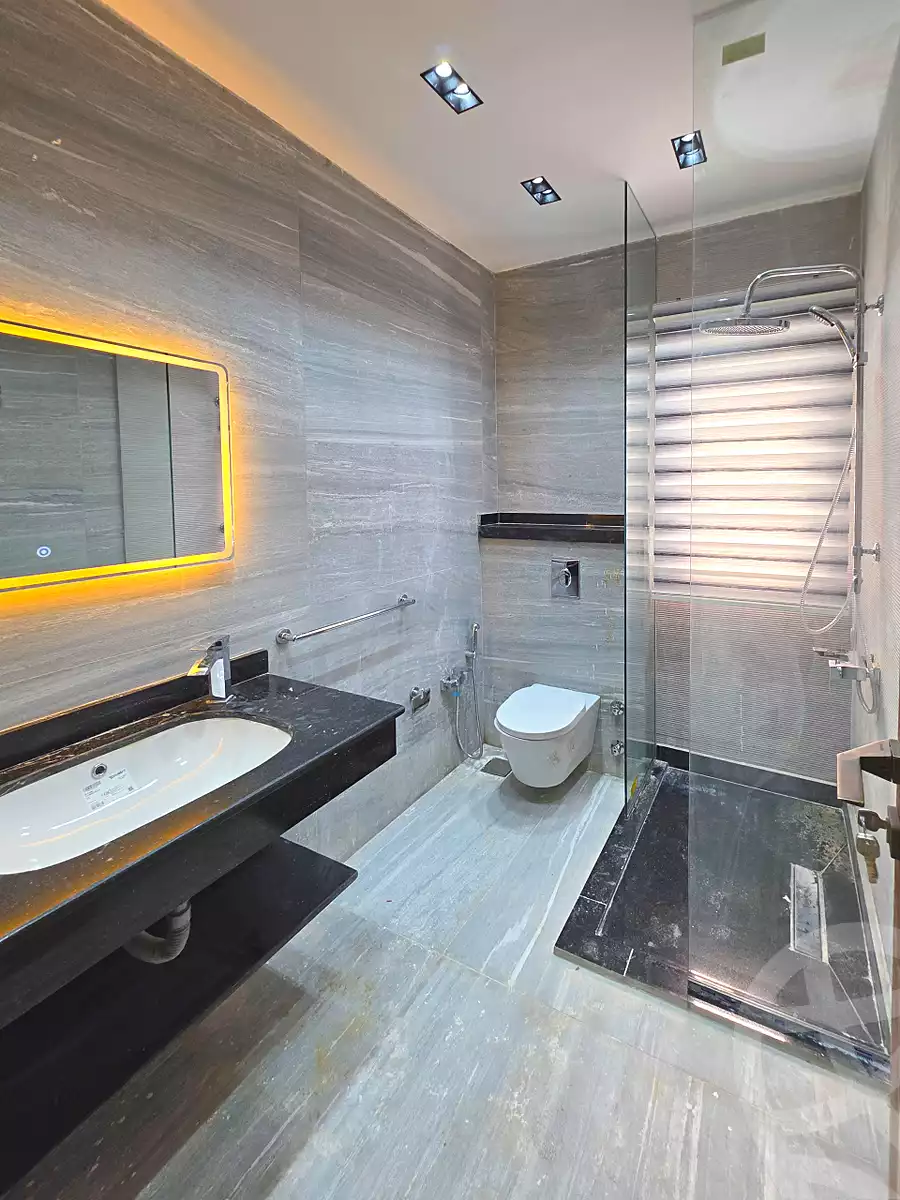 https://aqarmap.com.eg/en/listing/7093663-for-rent-cairo-new-cairo-compounds-lakeview-residence