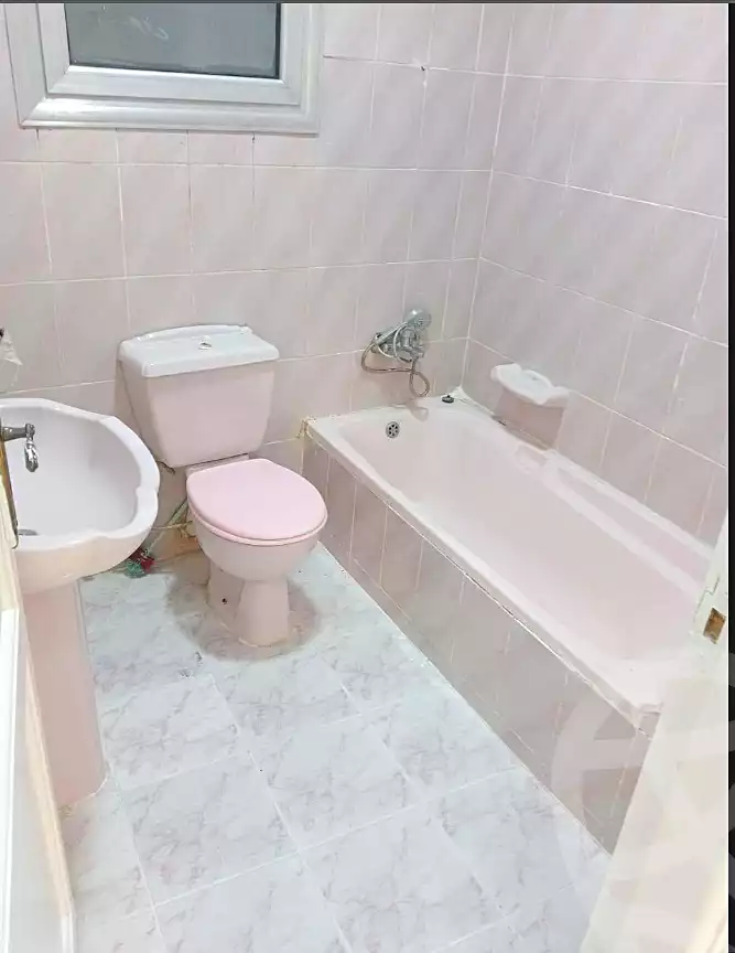 https://aqarmap.com.eg/ar/listing/7093745-for-sale-alexandria-al-agamy-shataa-el-nakheel