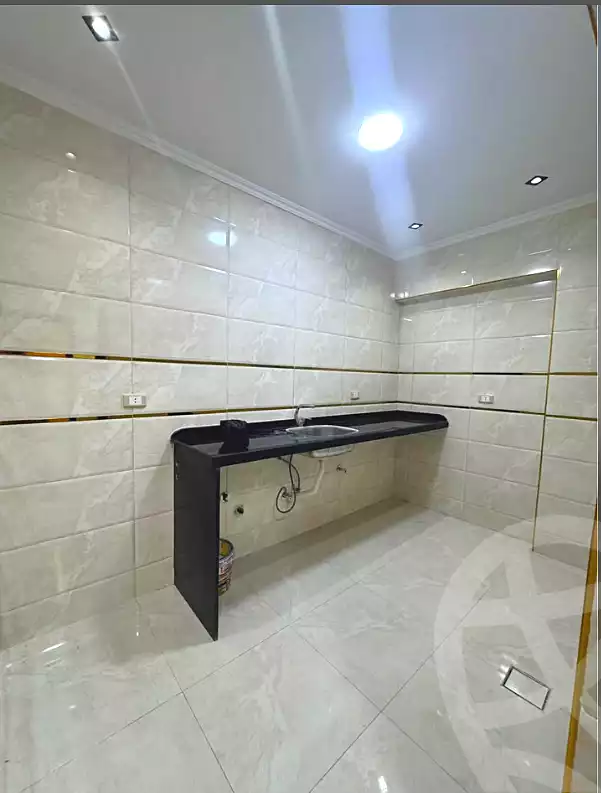 https://aqarmap.com.eg/ar/listing/7093883-for-sale-alexandria-sydy-bshr-sydy-bshr-bhry-shr-mhmwd-l-yswy