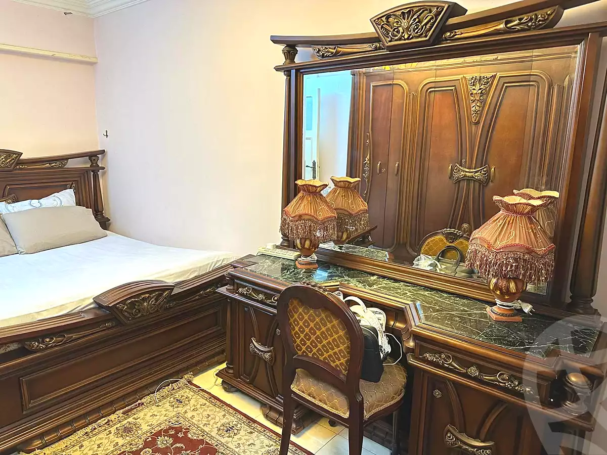 https://aqarmap.com.eg/en/listing/7094030-for-sale-alexandria-el-asafra-salman-el-farsi-st