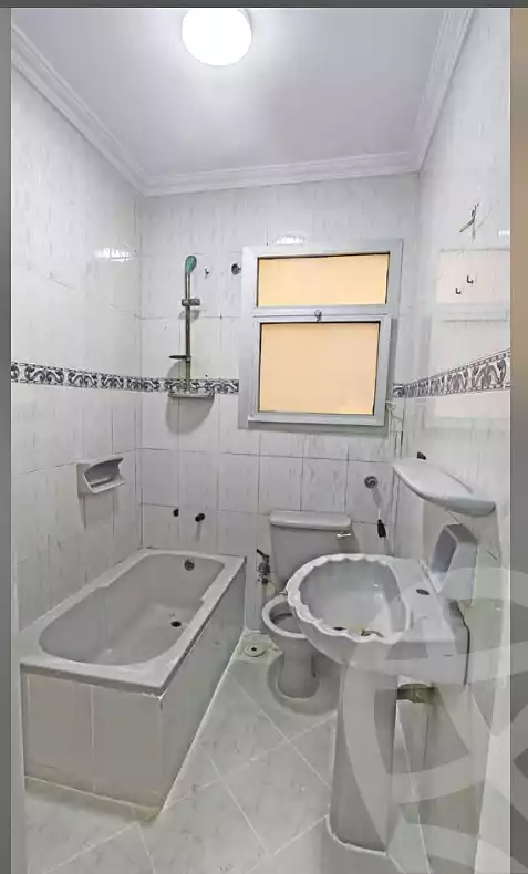 https://aqarmap.com.eg/en/listing/7094135-for-sale-alexandria-al-agamy-el-kilo-21