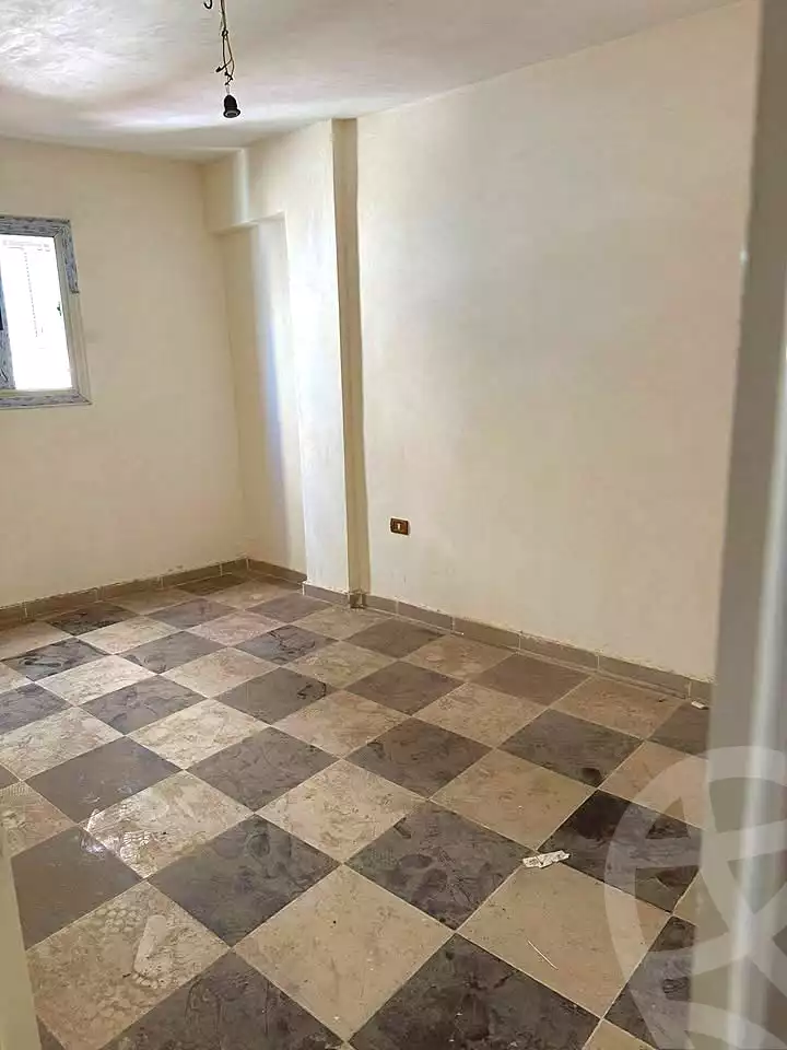 https://aqarmap.com.eg/ar/listing/7094388-for-sale-alexandria-al-agamy-el-hanouvel-radwan-st