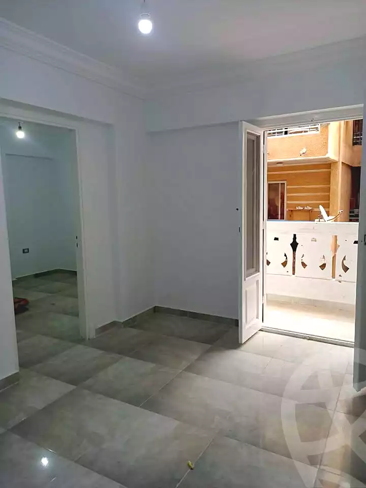 https://aqarmap.com.eg/en/listing/7094401-for-sale-alexandria-al-agamy-bw-ywsf-hosni-mubarak-st