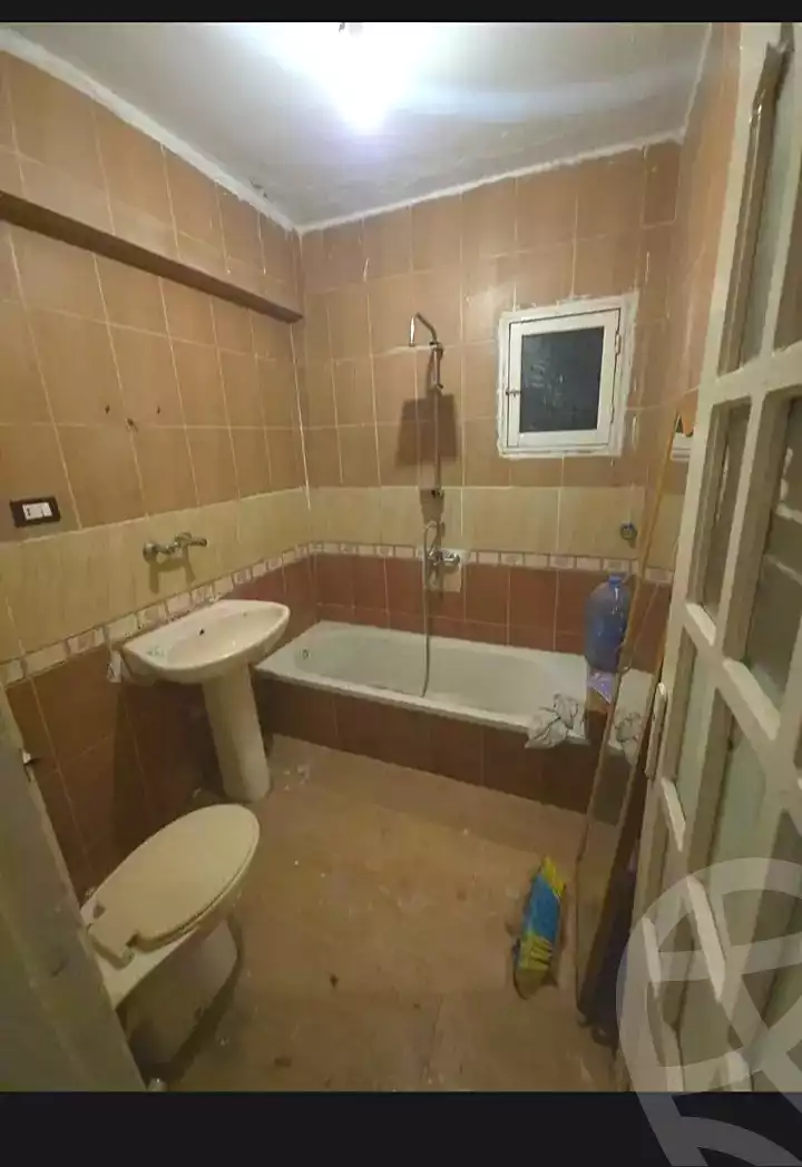 https://aqarmap.com.eg/en/listing/7094472-for-rent-alexandria-lsywf