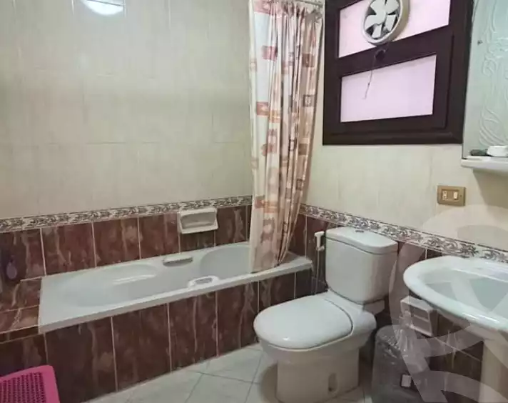 https://aqarmap.com.eg/en/listing/7094492-for-sale-alexandria-lauran