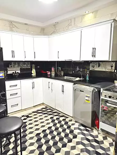 https://aqarmap.com.eg/ar/listing/7094663-for-sale-alexandria-al-agamy-lbytsh-bianchiii