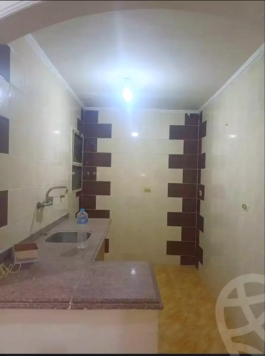 https://aqarmap.com.eg/ar/listing/7094967-for-sale-alexandria-al-agamy-el-hanouvel-kasr-al-quiri-st-1
