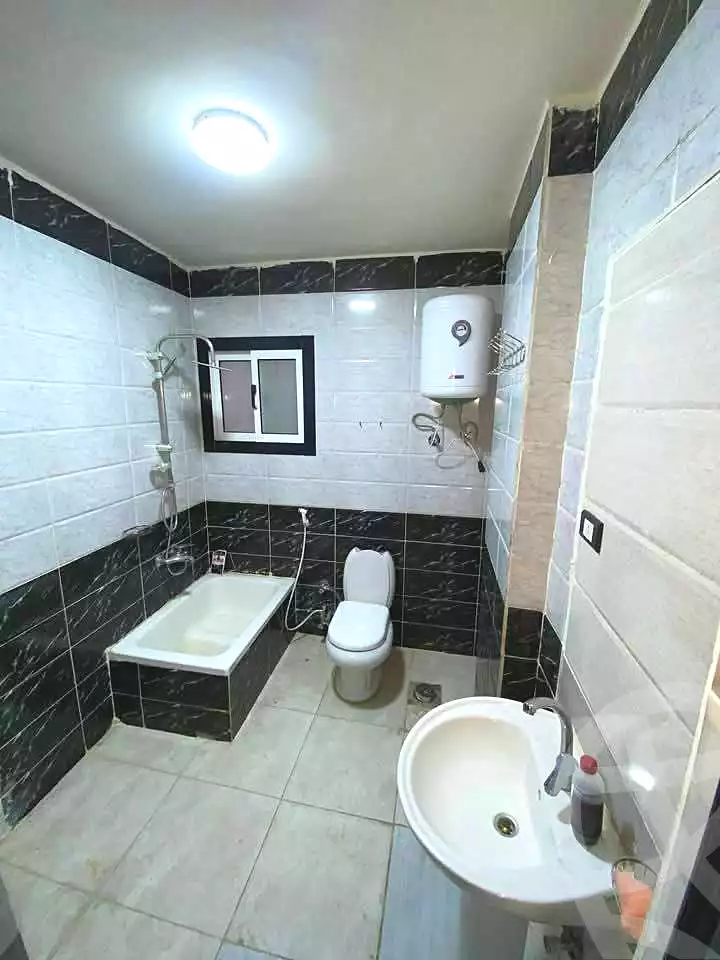 https://aqarmap.com.eg/ar/listing/7095177-for-sale-alexandria-al-agamy-lbytsh-el-hanafeya-st